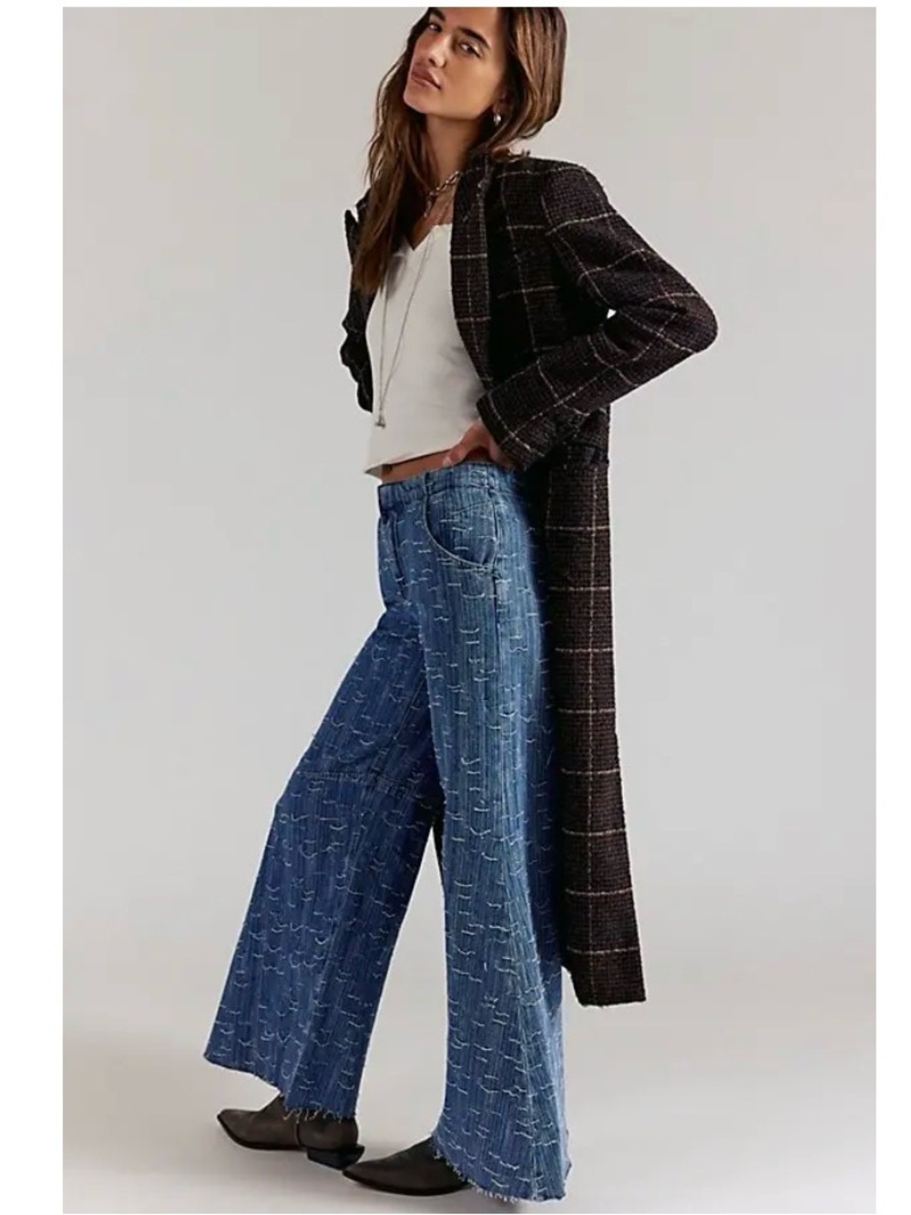 We The Free Front Row Wide-Leg Flare Jeans - Picture 4 of 4
